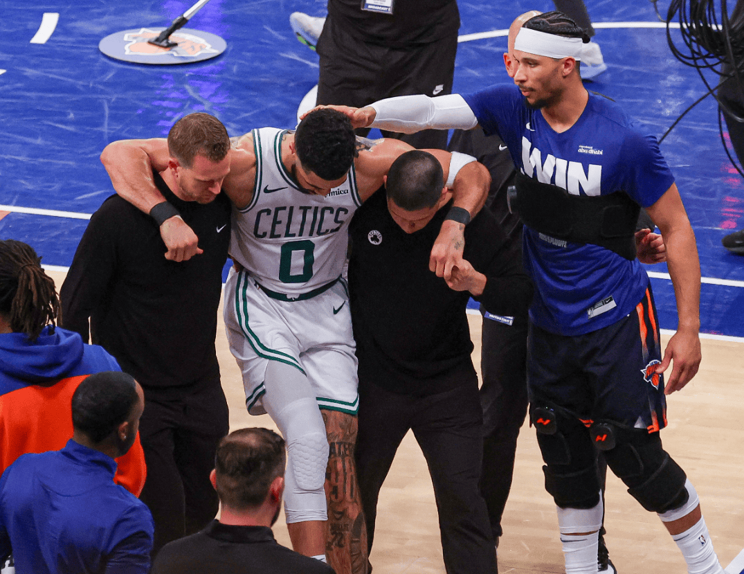 关于塔图姆迎来七赛季高光表现，美国队球迷沸腾！的信息